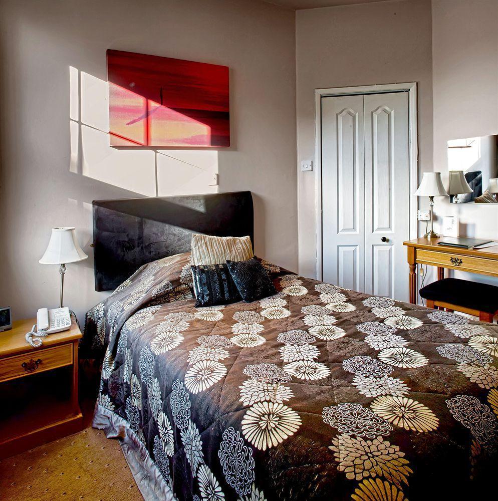 The Mill House Hotel Reading Bagian luar foto