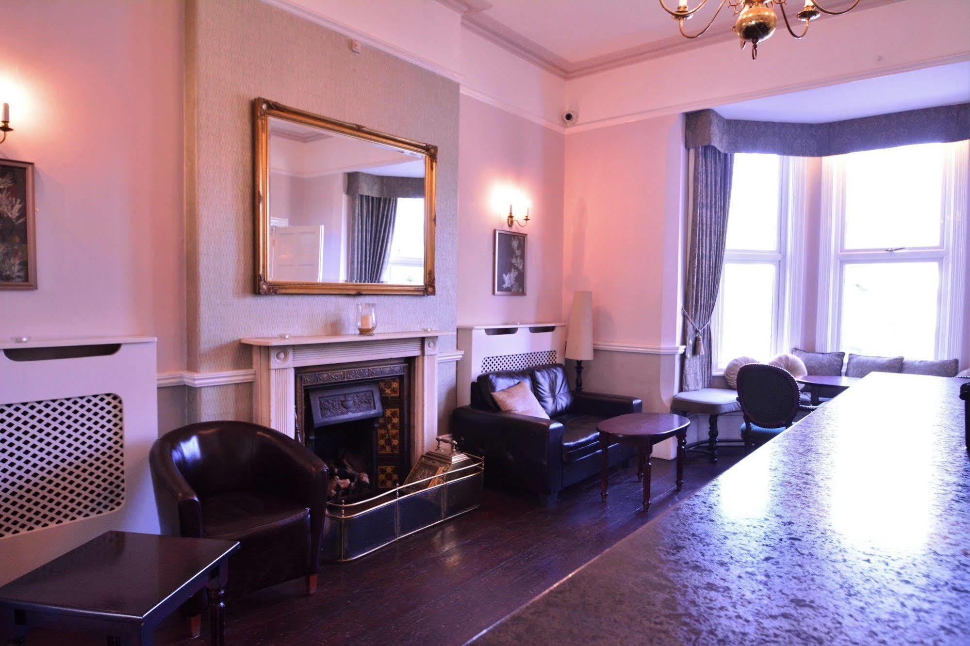 The Mill House Hotel Reading Bagian luar foto